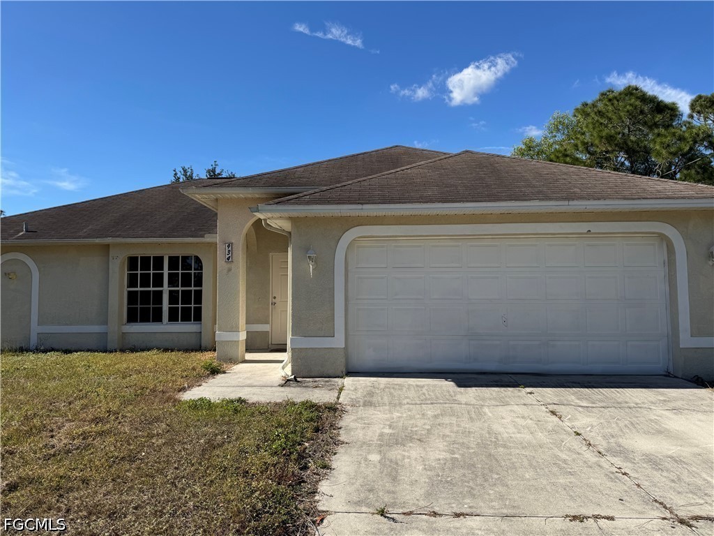 934 Garnet AVE Property Photo 1