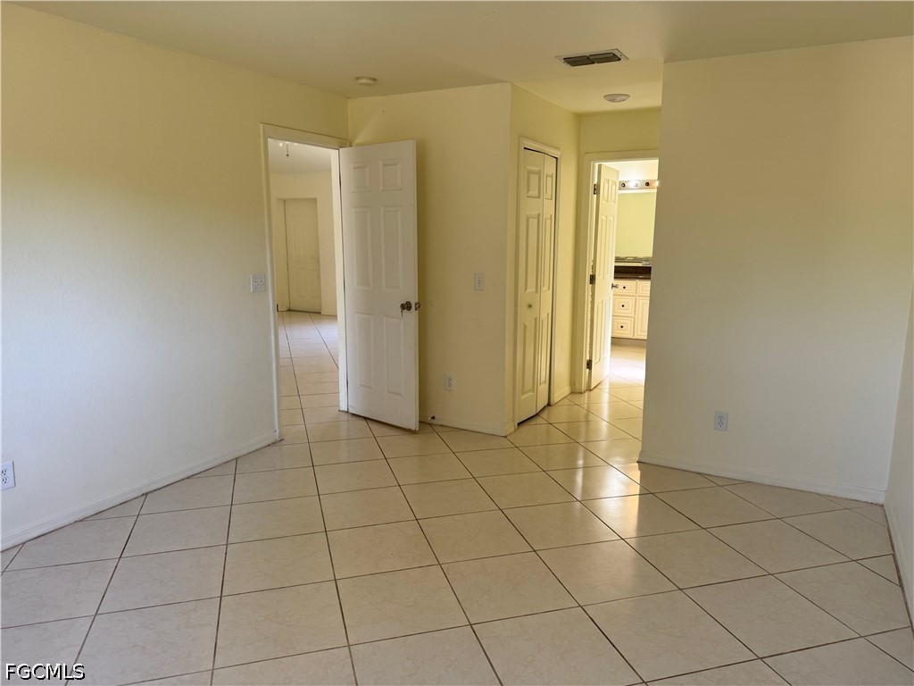 934 Garnet Ave Property Photo 2