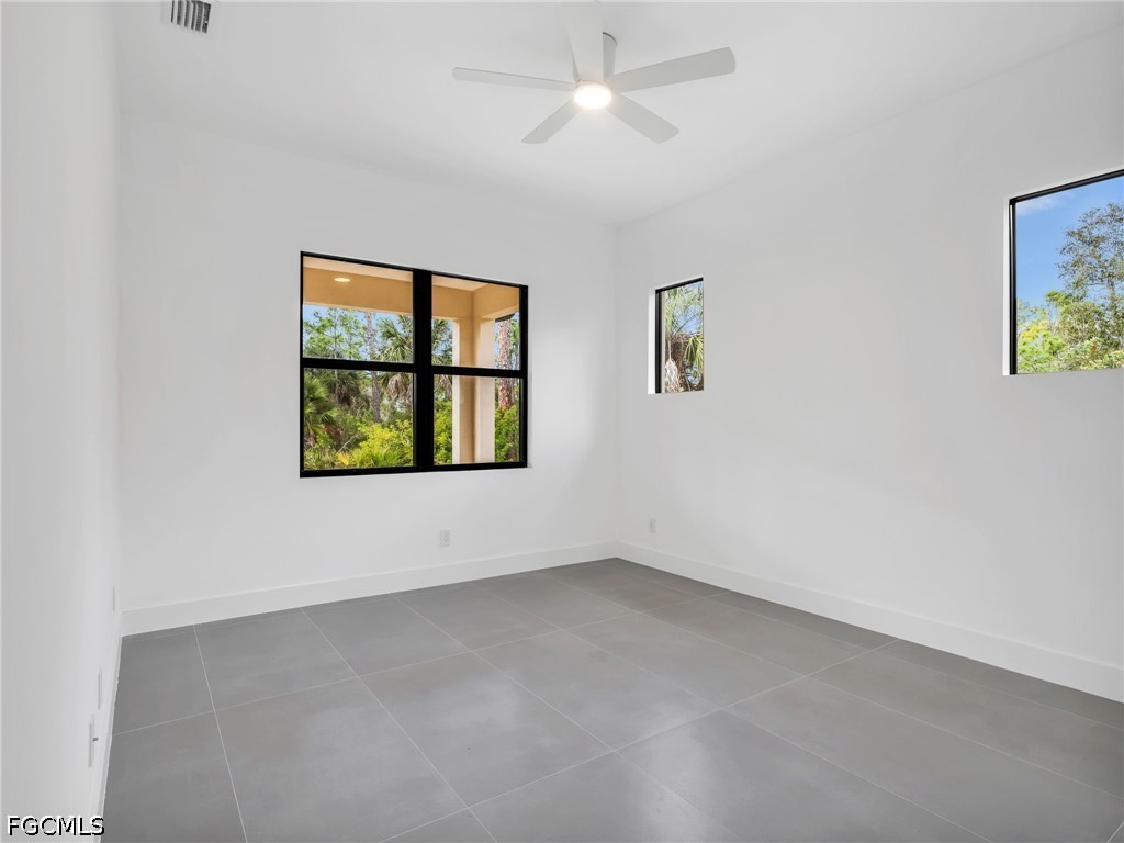 11225 Carnegie Ave Property Photo 15