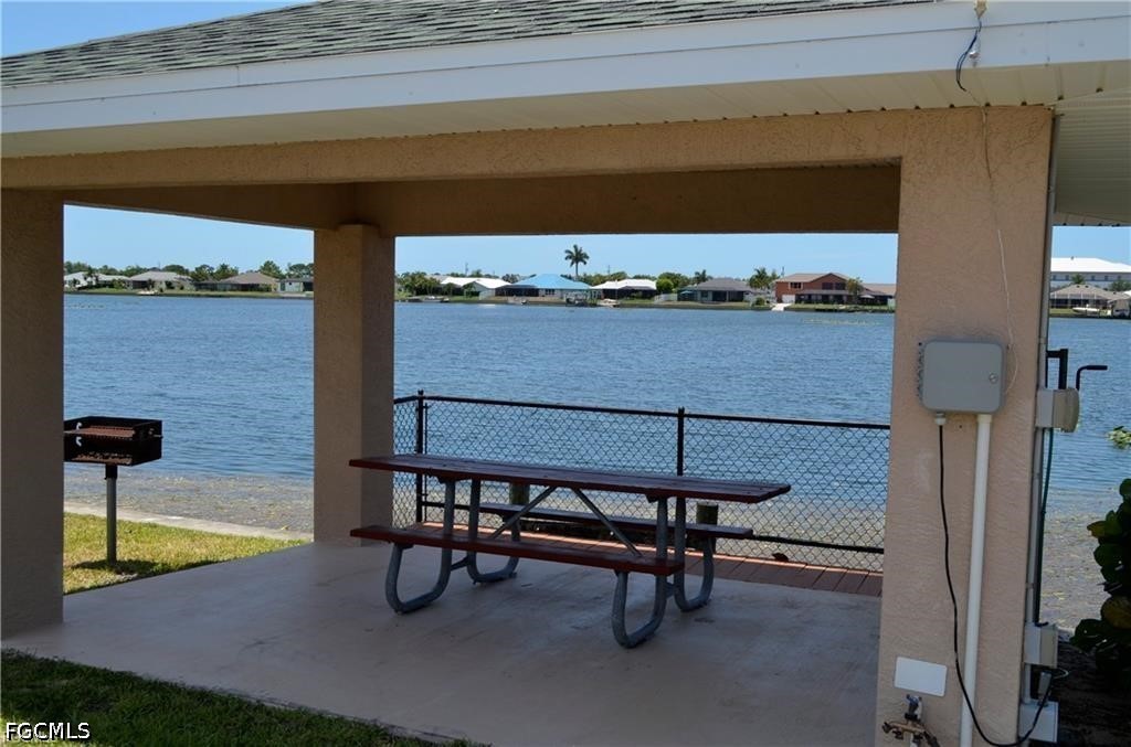 1702 Emerald Cove Dr Property Photo 21