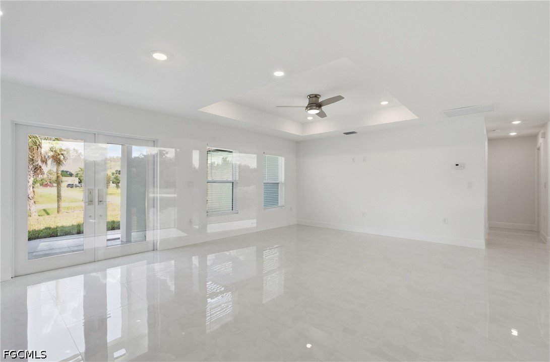645 Whitmore Loop Property Photo 2