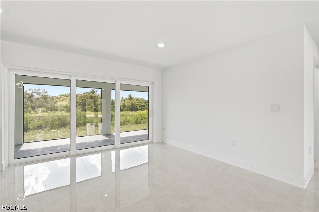 645 Whitmore Loop Property Photo 13