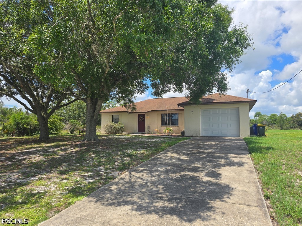 114 Highlands Lake Dr Property Photo 1