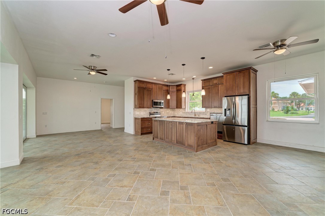 211 Bahia Vista Dr Property Photo 14