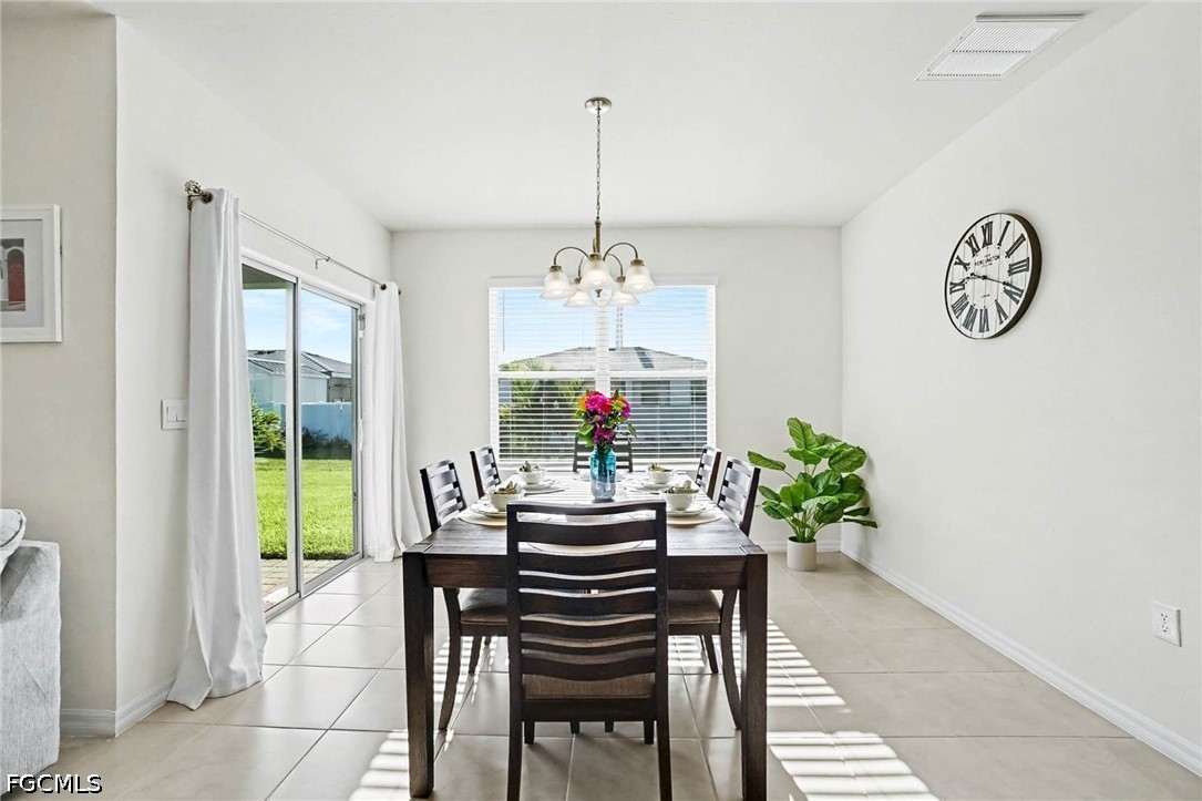 1813 Nw 24th Pl Property Photo 13