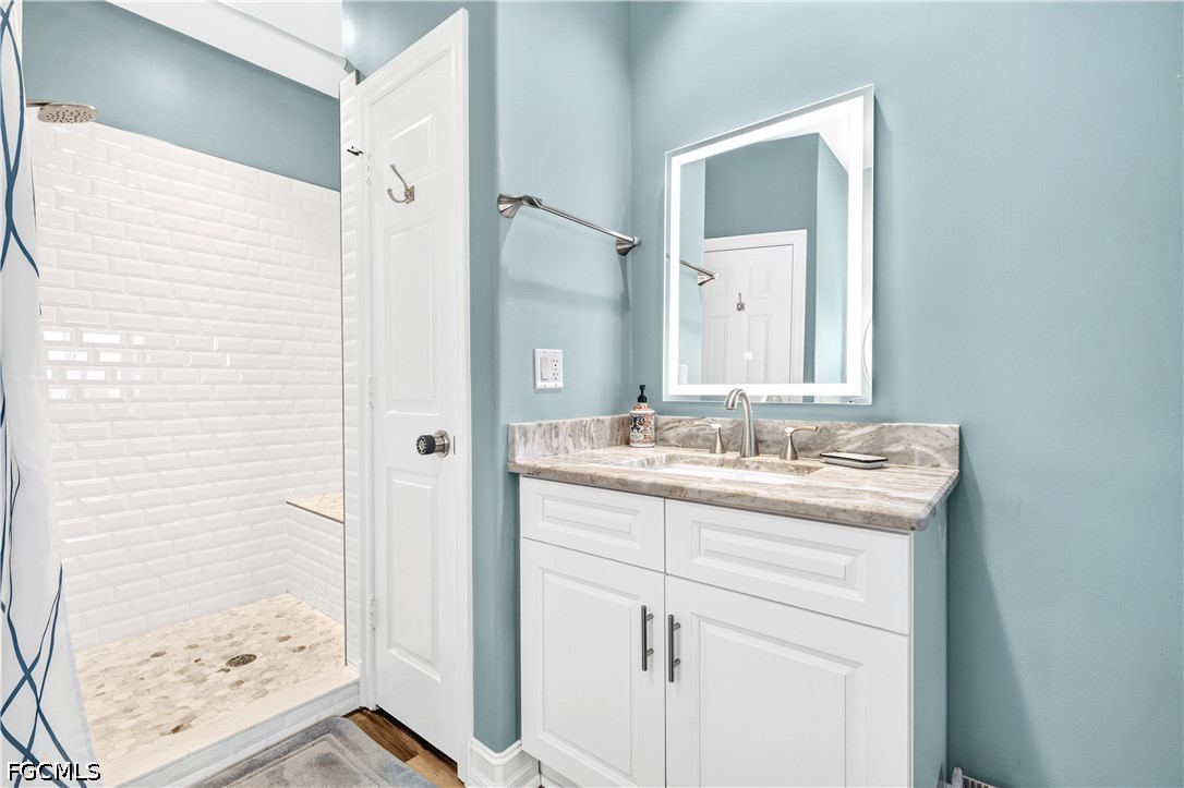 5610 Cape Harbour Dr 201 Property Photo 21