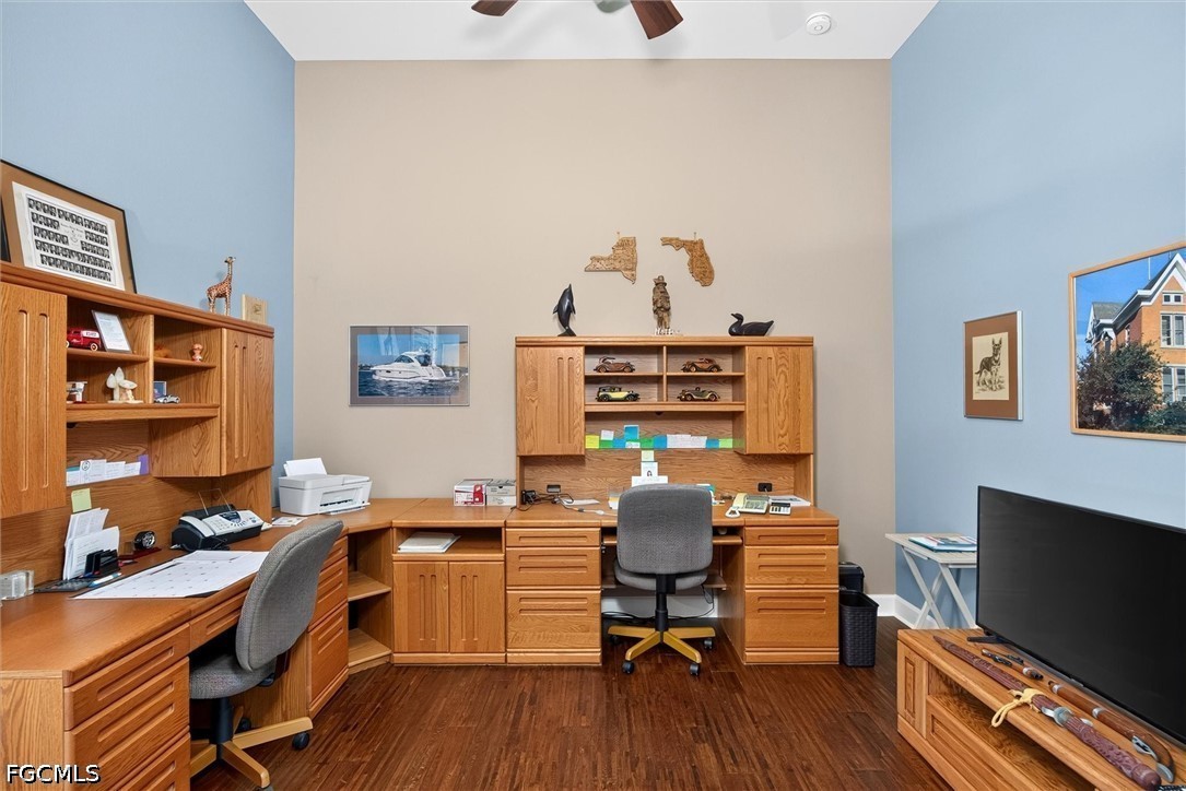11205 Surrey Pl Property Photo 19