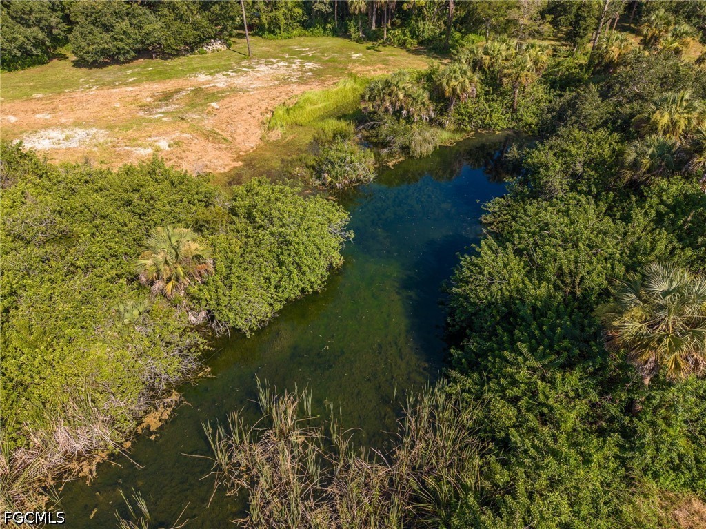 19040 Fox Run Rd Property Photo 14