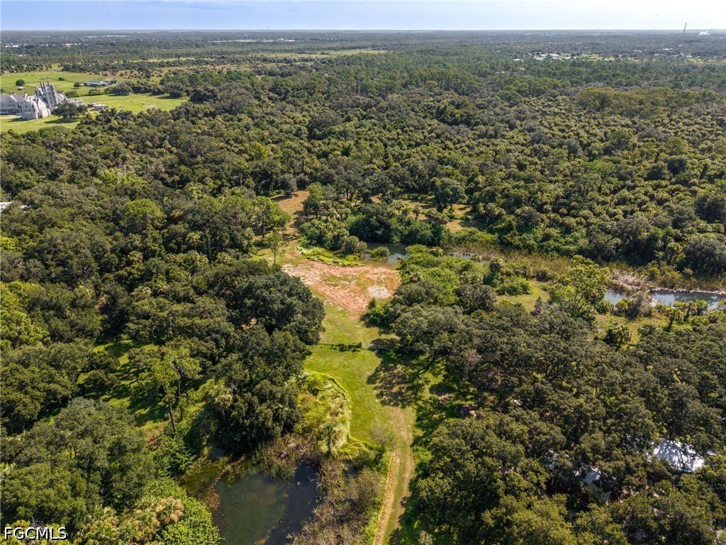 19040 Fox Run Rd Property Photo 17
