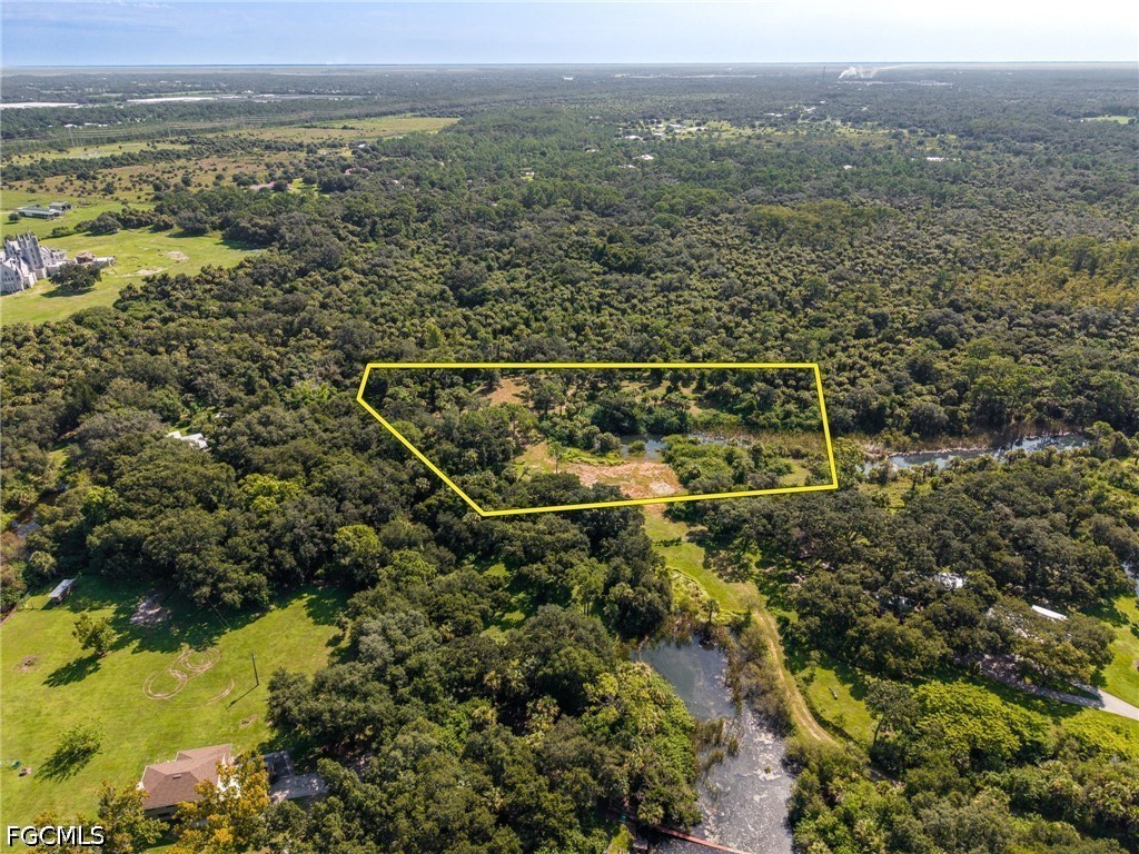 19040 Fox Run Rd Property Photo 18