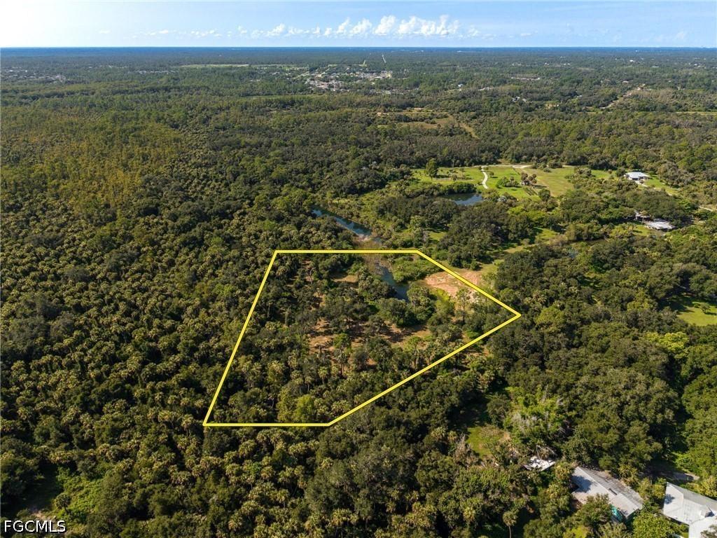 19040 Fox Run Rd Property Photo 25