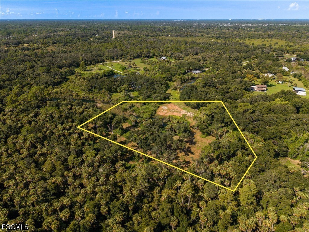 19040 Fox Run Rd Property Photo 29