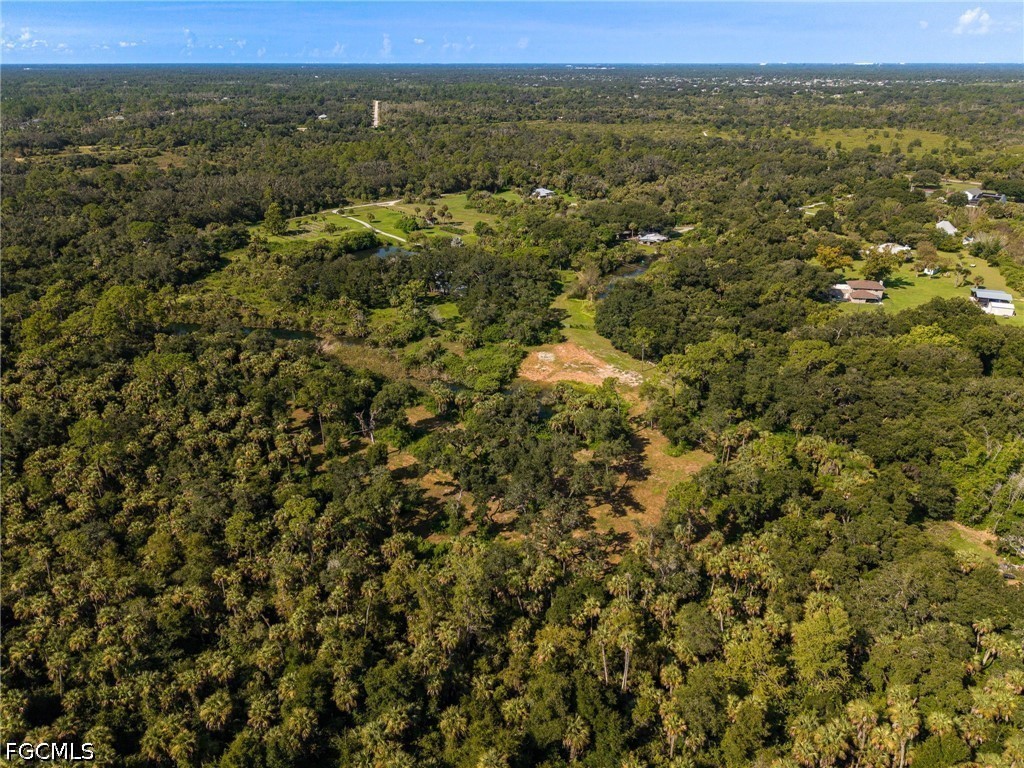 19040 Fox Run Rd Property Photo 30