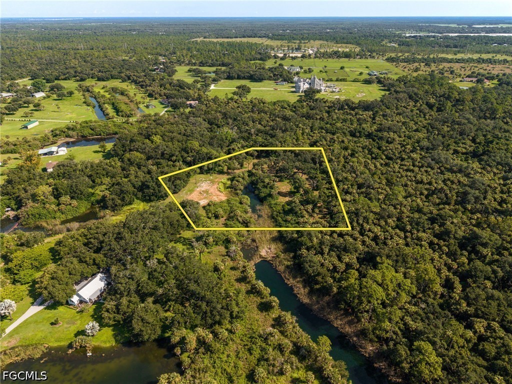 19040 Fox Run Rd Property Photo 41