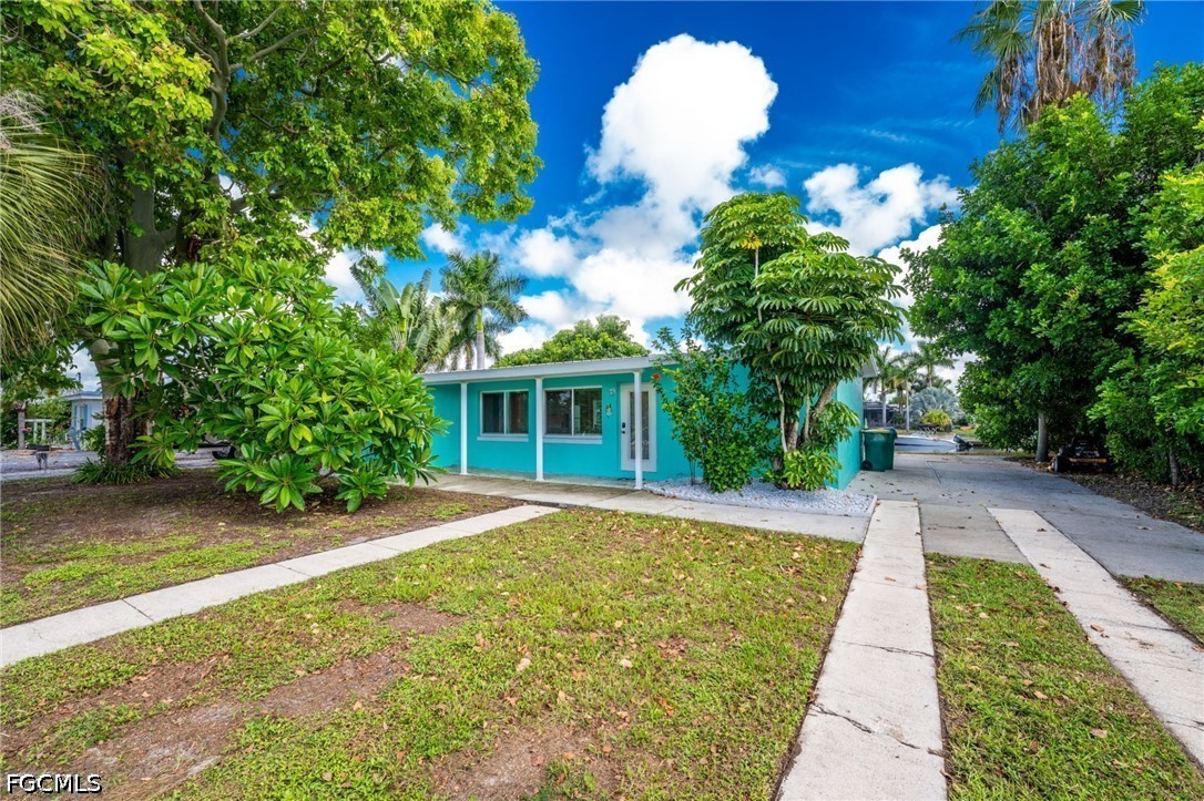 433 Notson Ter Property Photo 2