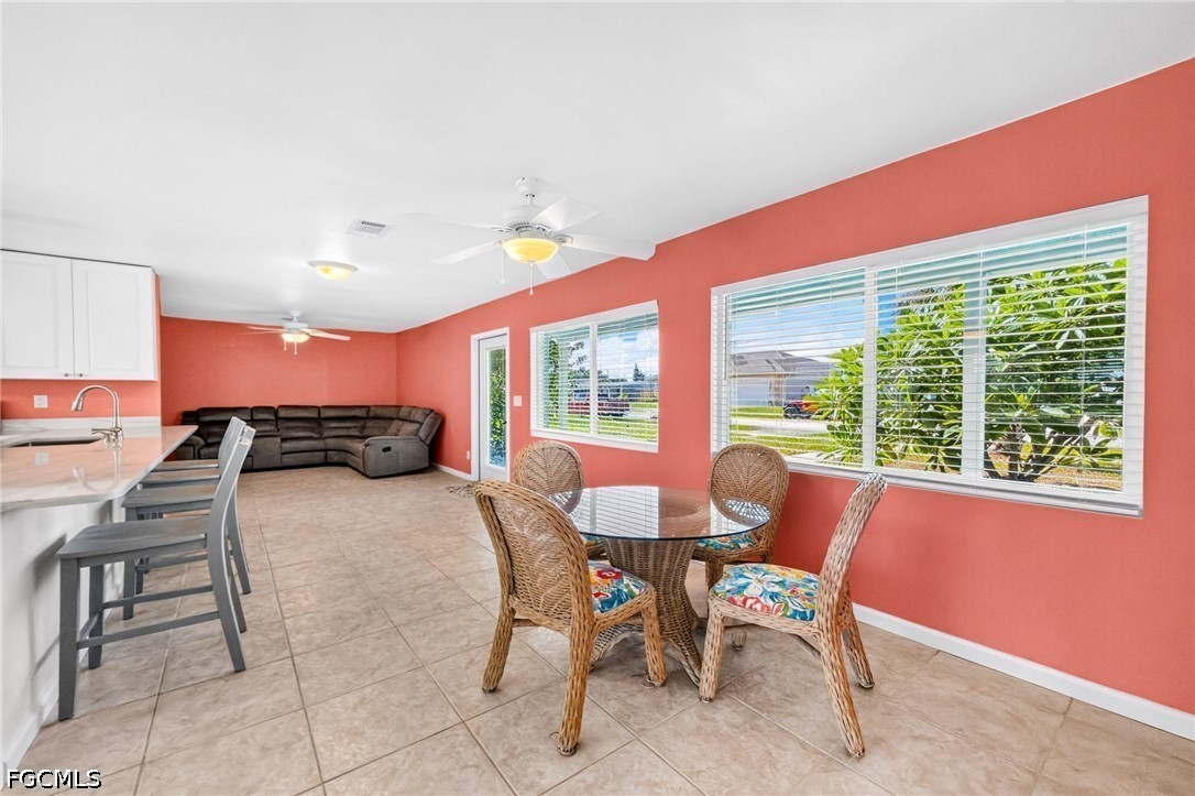 433 Notson Ter Property Photo 6