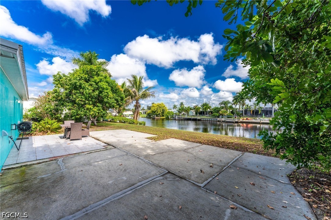 433 Notson Ter Property Photo 17