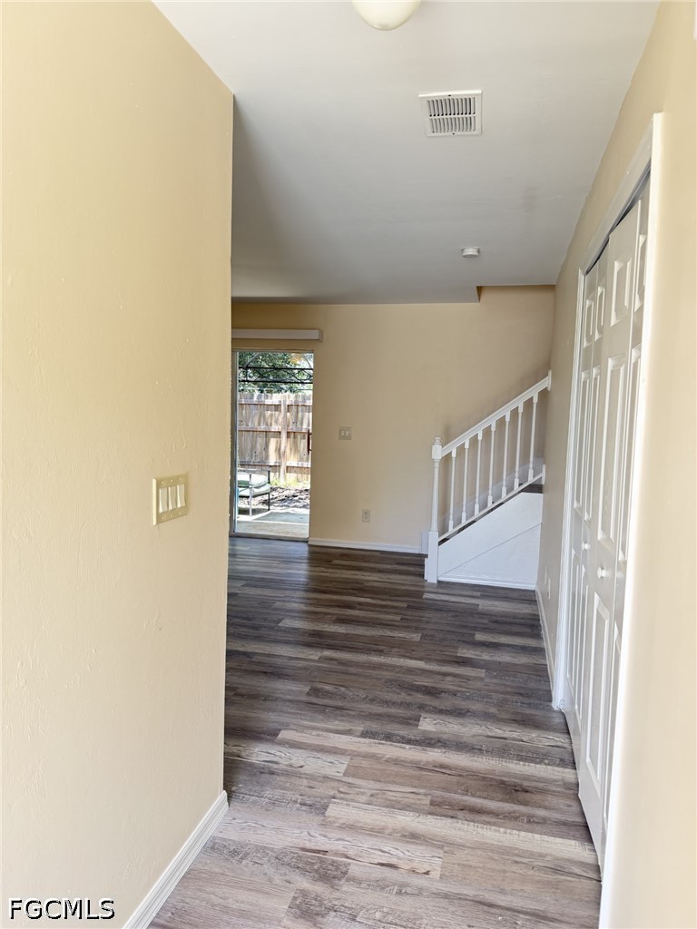 1019 Se 11th St 3 Property Photo 2