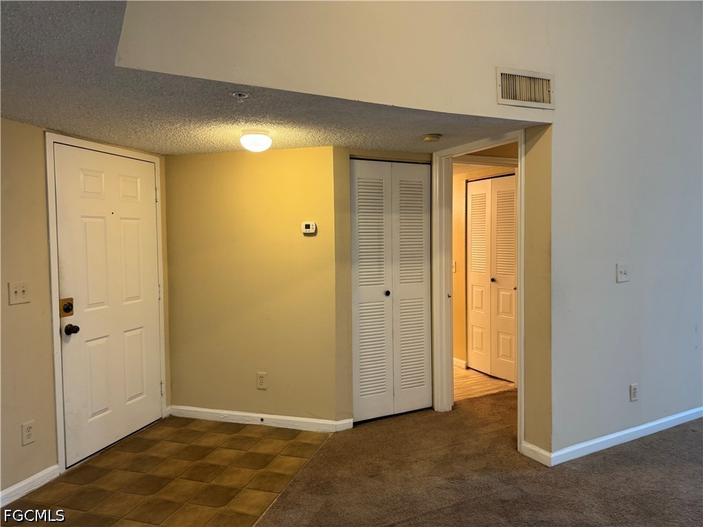 13621 Eagle Ridge Dr 1527 Property Photo 3