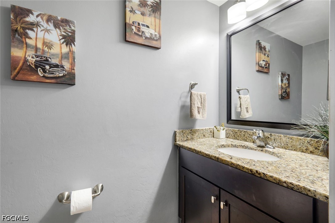 2545 Ashbury Cir Property Photo 24