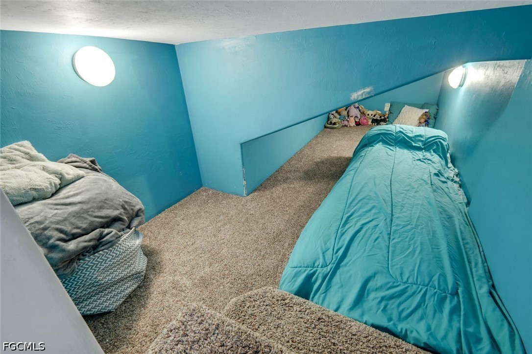 2545 Ashbury Cir Property Photo 27
