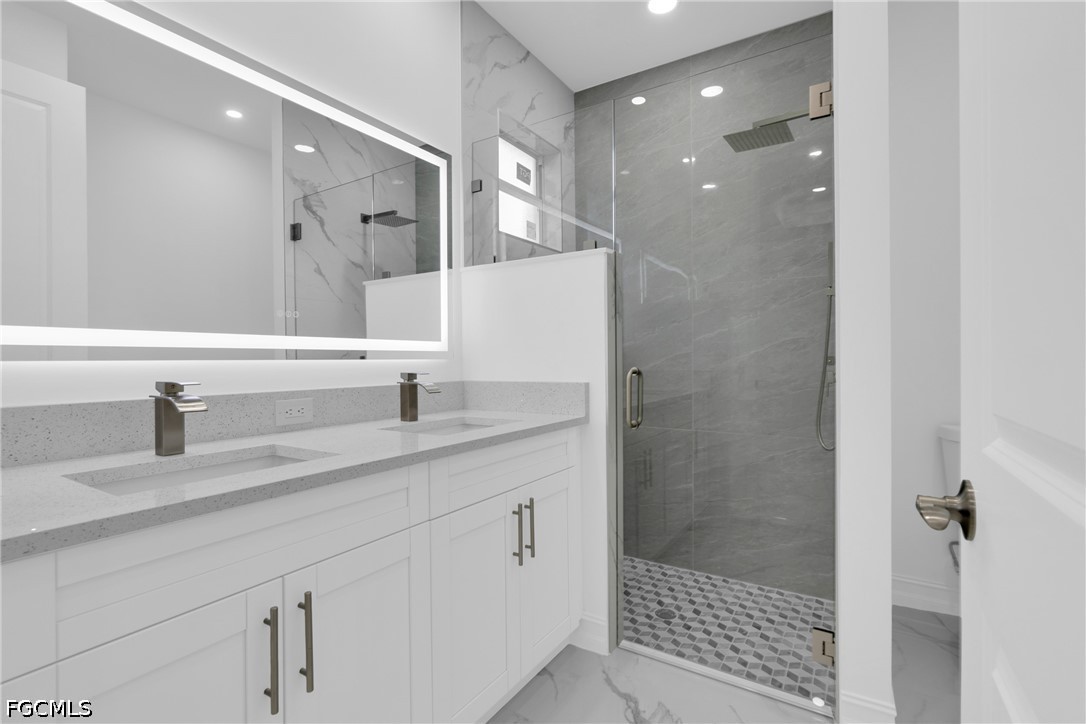 1114 Clark Ave Property Photo 14