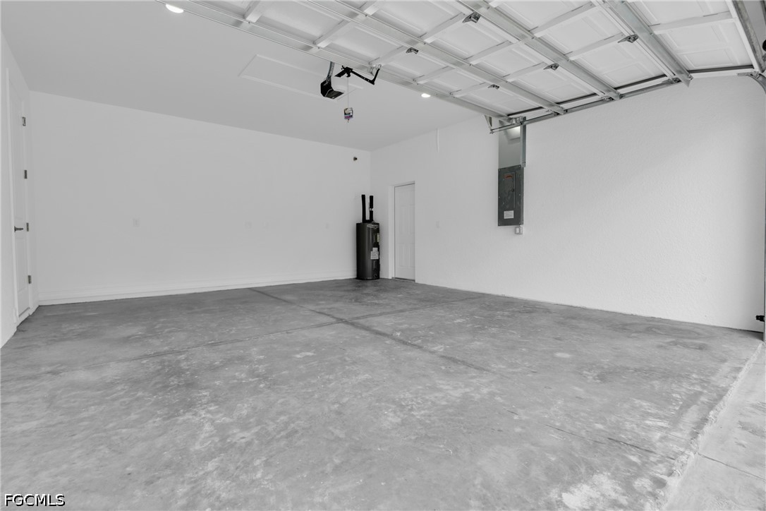 1114 Clark Ave Property Photo 18