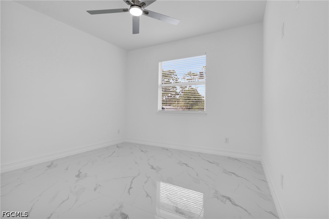 1114 Clark Ave Property Photo 23