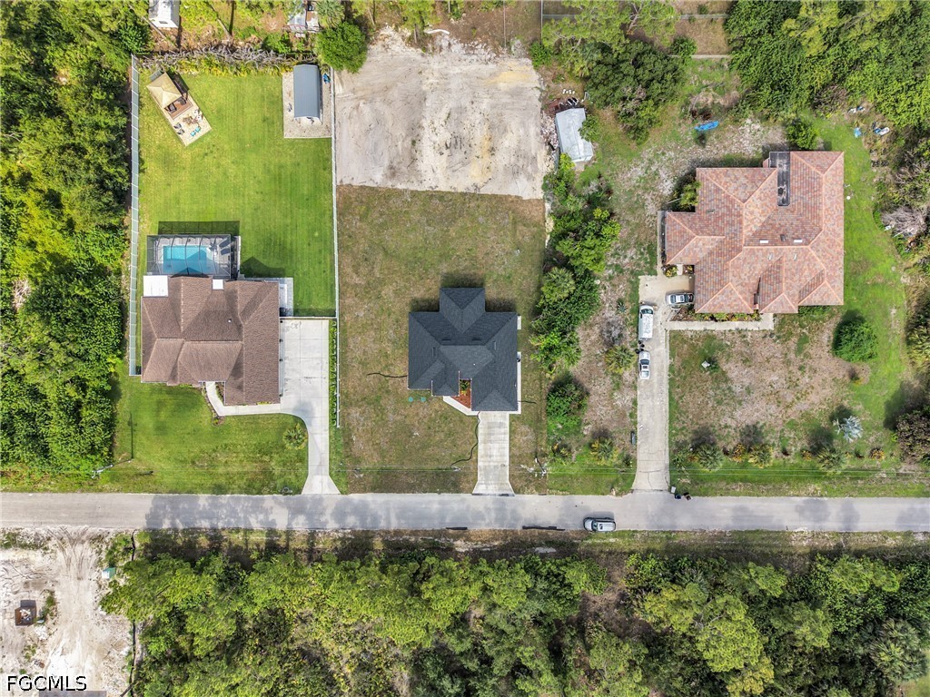1114 Clark Ave Property Photo 31
