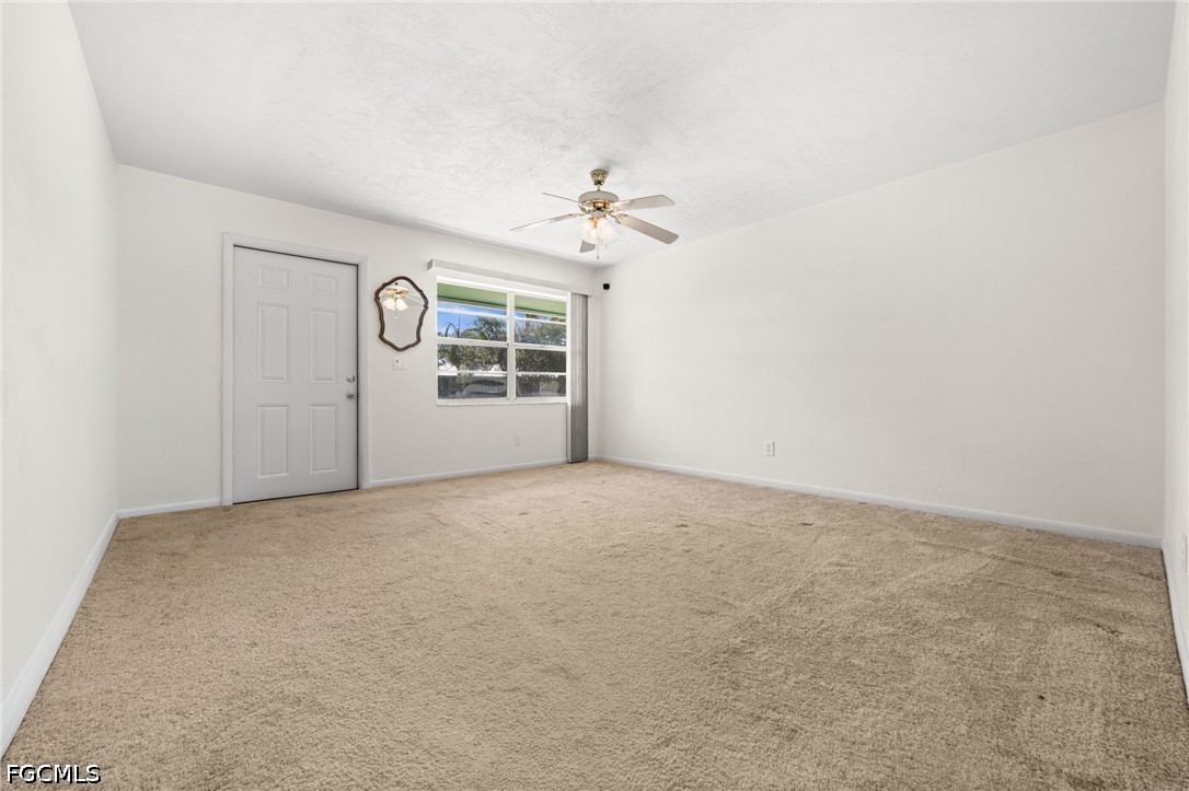 2976 Ribbon Ct Property Photo 4