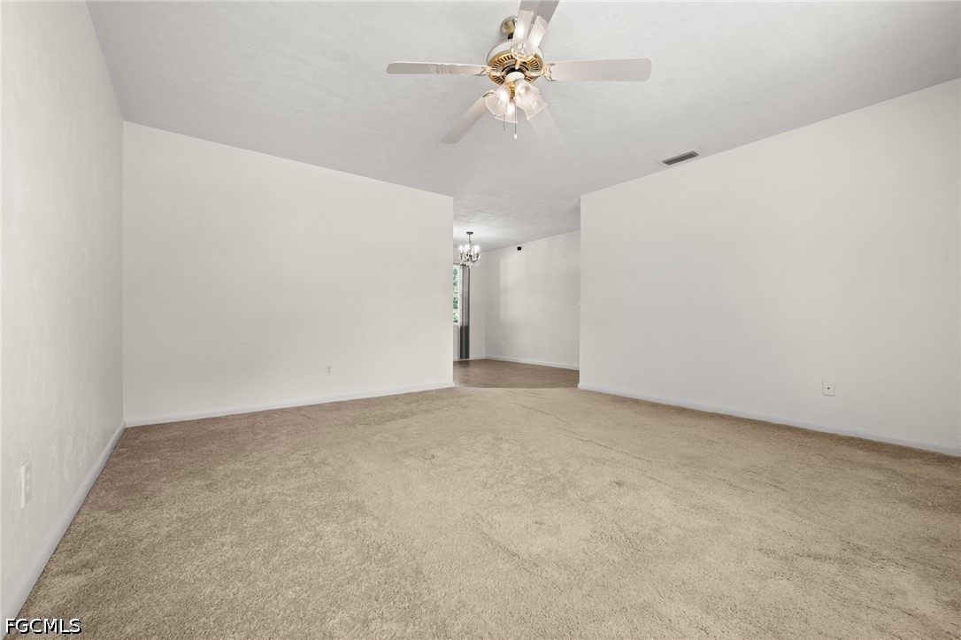 2976 Ribbon Ct Property Photo 6