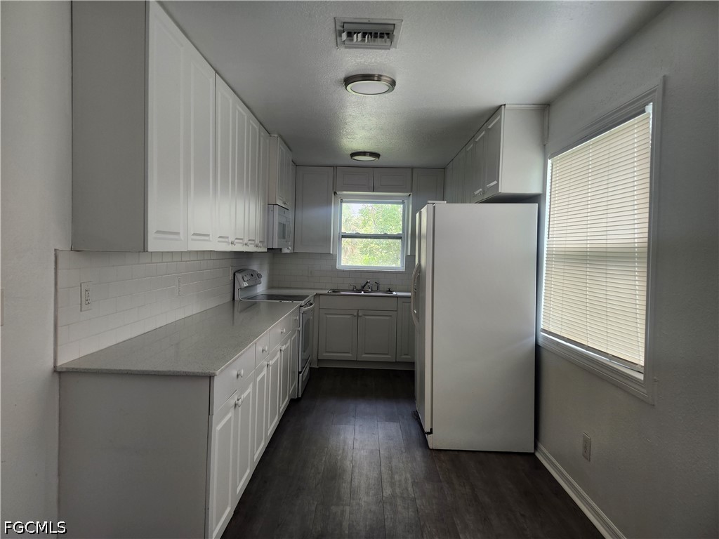 3616 Pearl St Property Photo 23