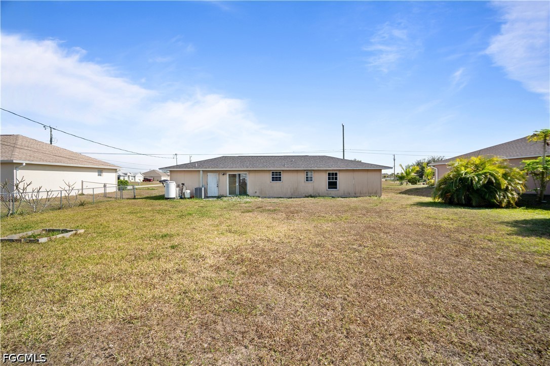 2028 Ne 17th Pl Property Photo 16