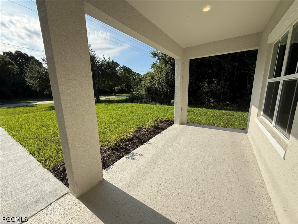 232 Bell Blvd S Property Photo 4