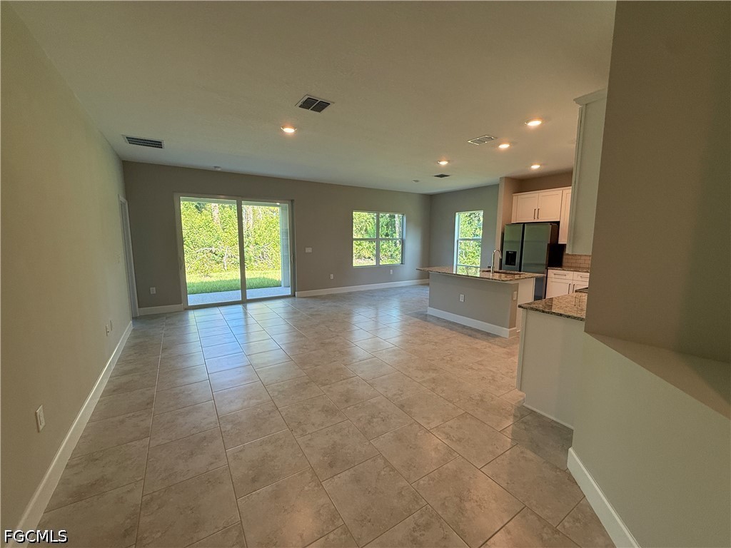 232 Bell Blvd S Property Photo 5