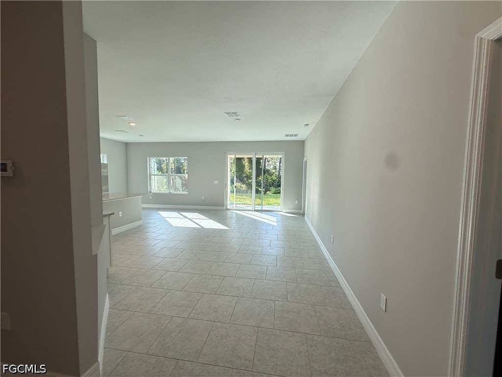 1026 Grant Blvd Property Photo 7