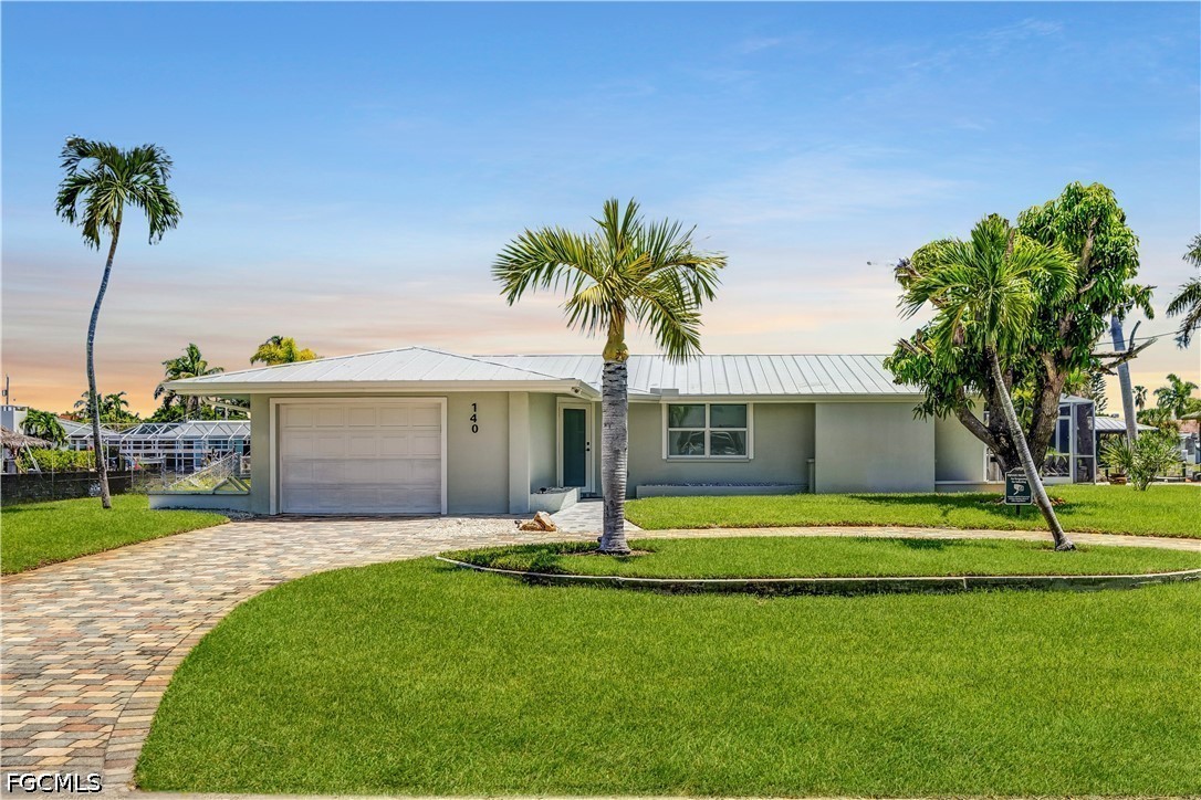 140 Egret ST Property Photo 1