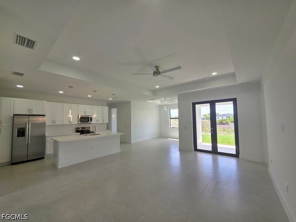 710 Godwid Ave S Property Photo 2