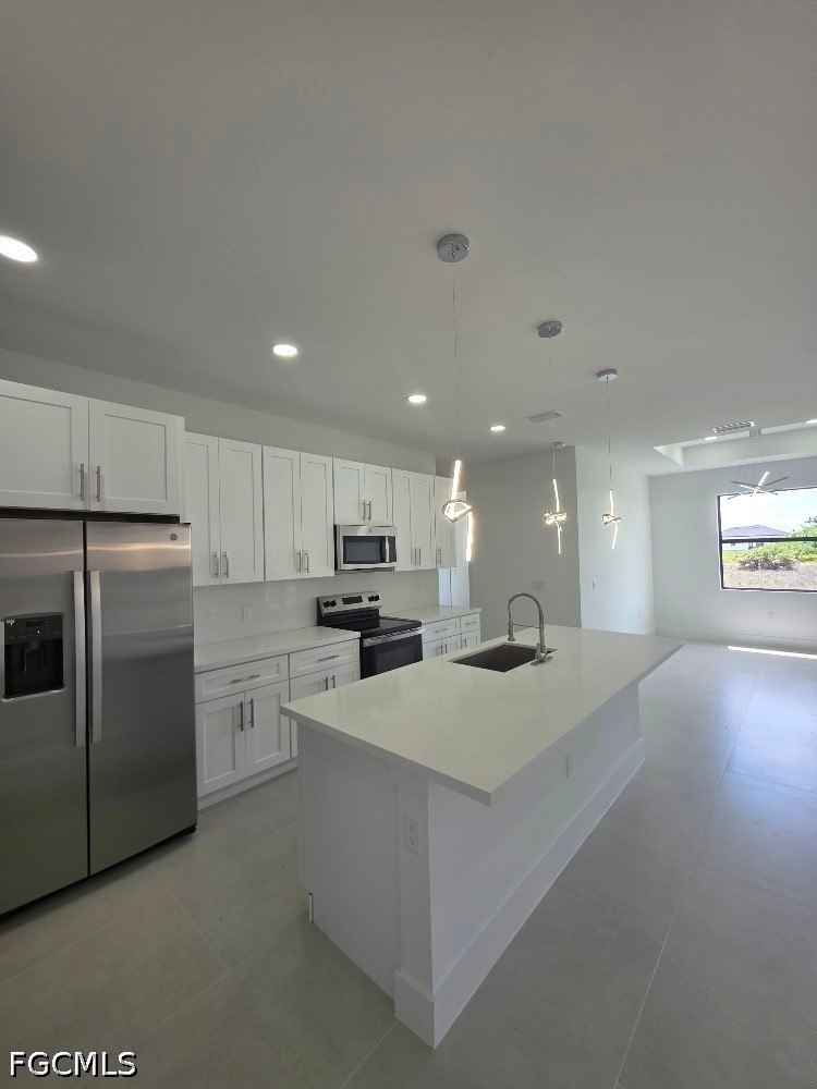 710 Godwid Ave S Property Photo 3
