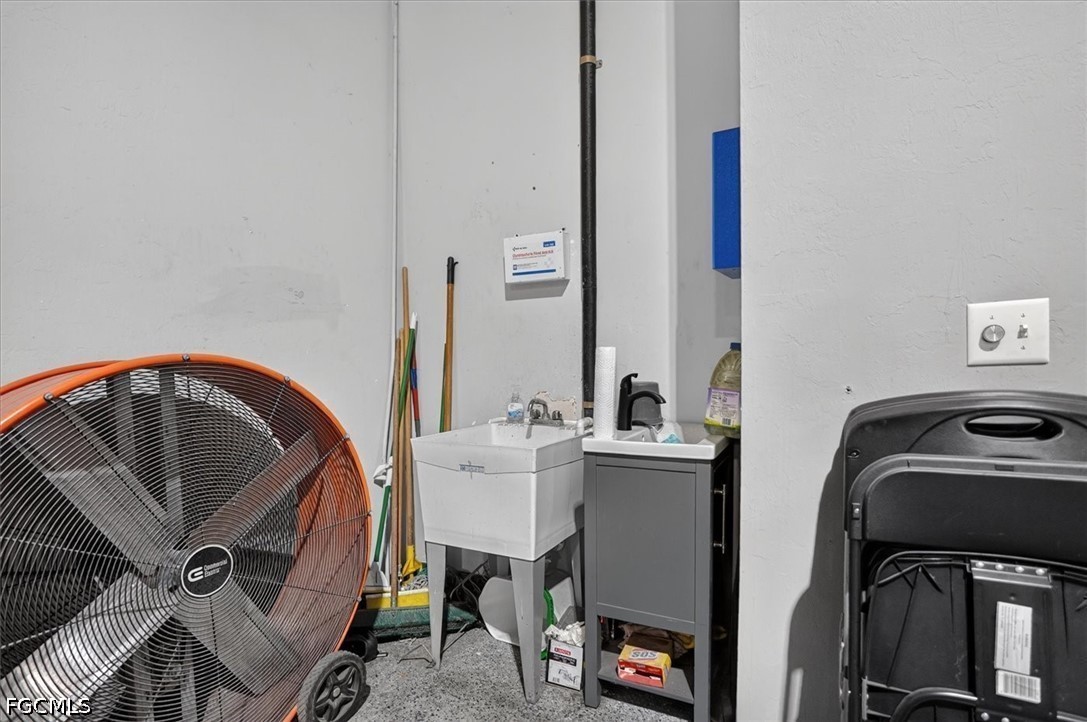 17000 Alico Commerce Ct 1800 - 101 Property Photo 30