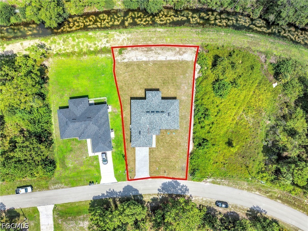 309 Broward Ave Property Photo 22