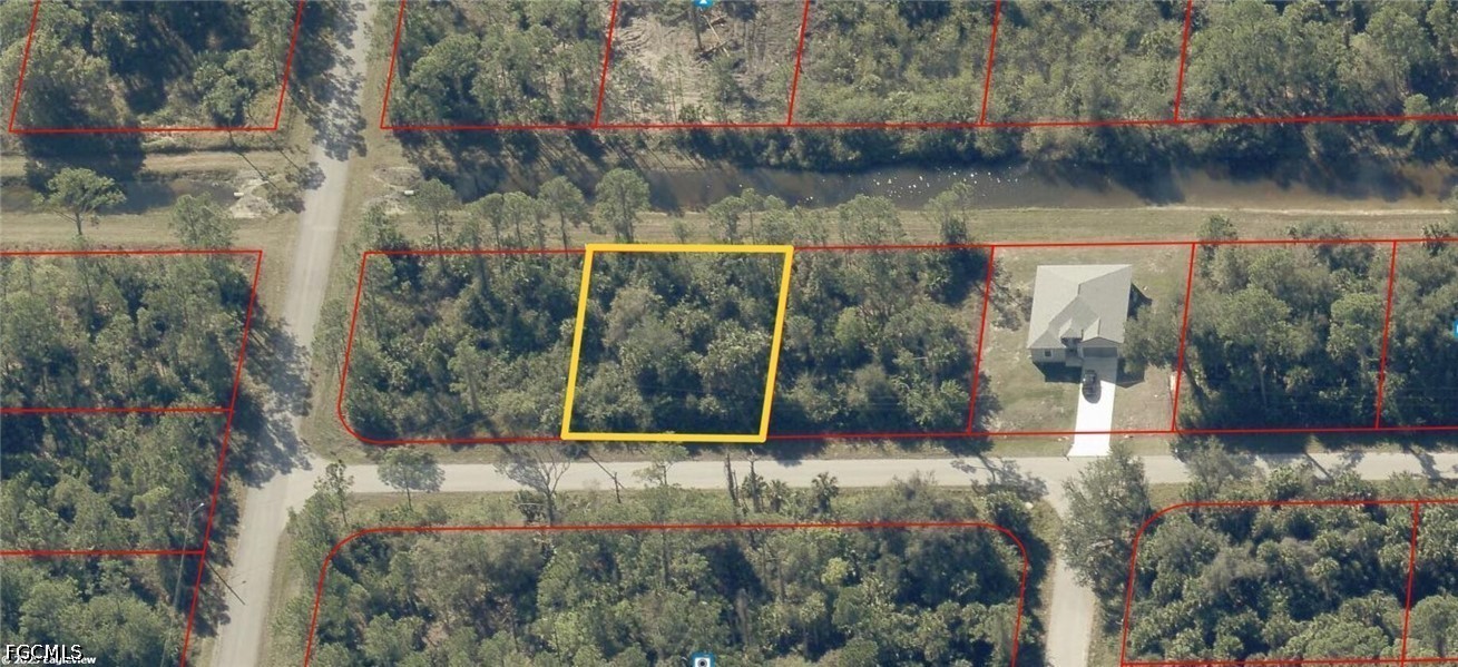 1244 Ravenswood ST E Property Photo 1