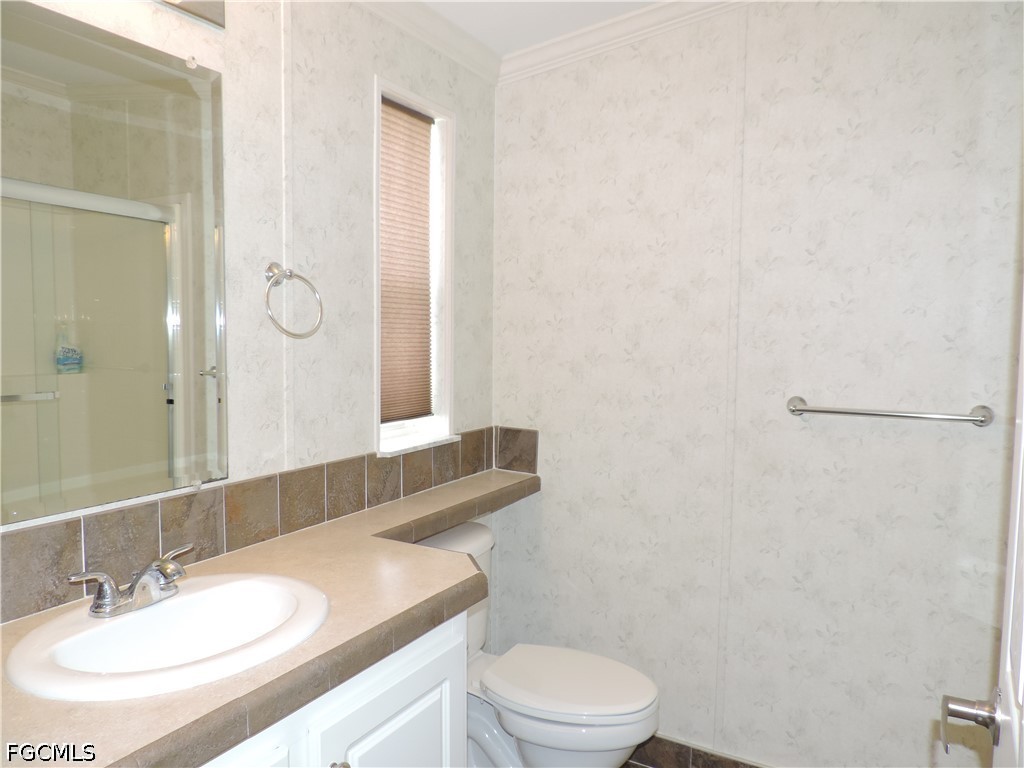 20701 Garden Dr Property Photo 14