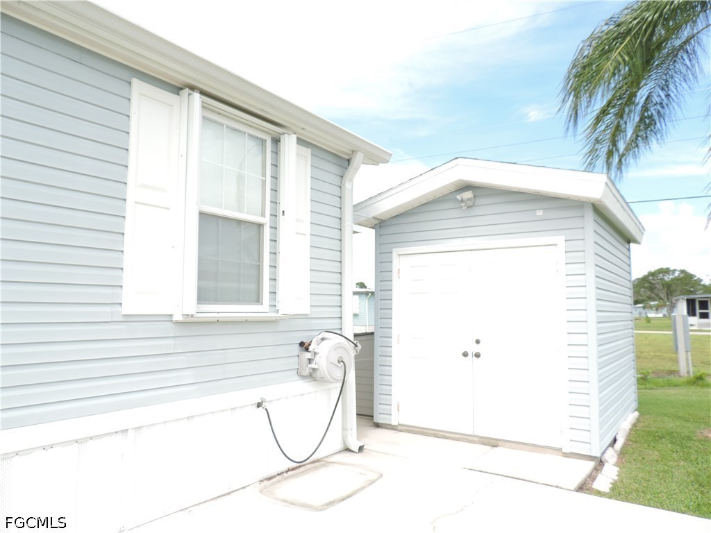20701 Garden Dr Property Photo 18