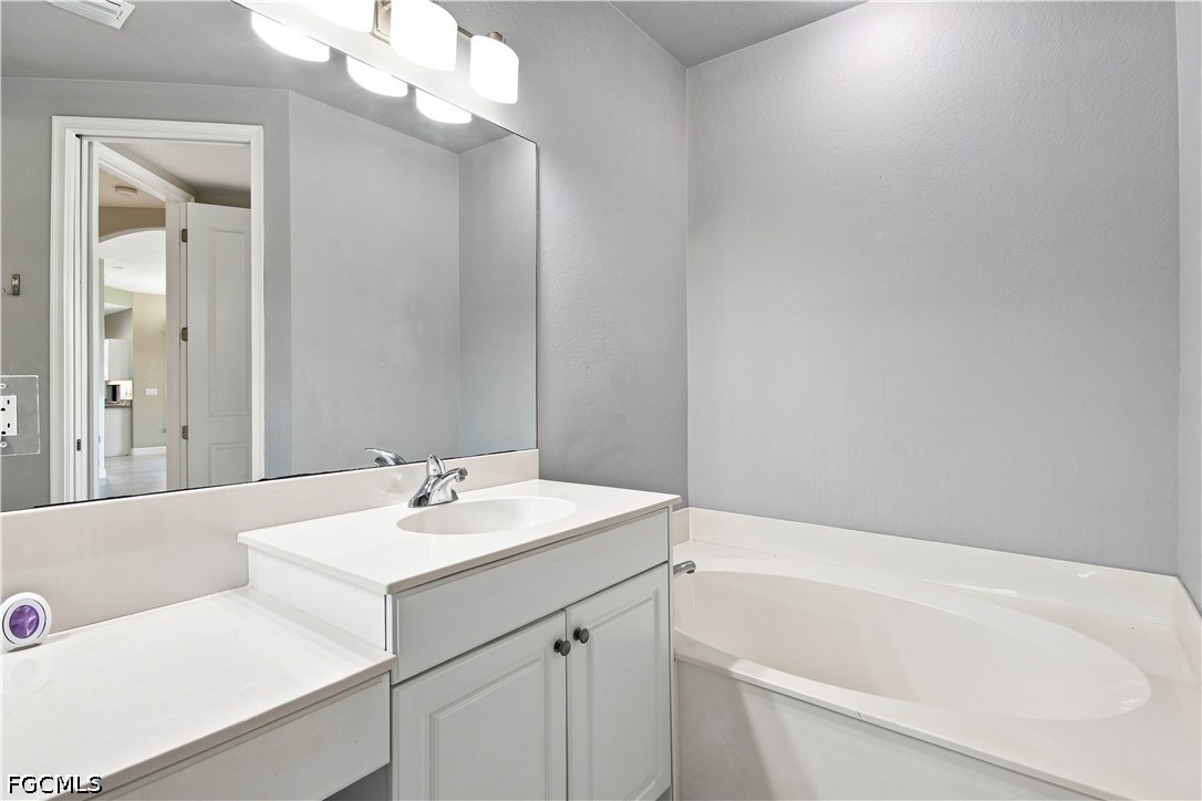 15811 Prentiss Pointe Cir 102 Property Photo 14
