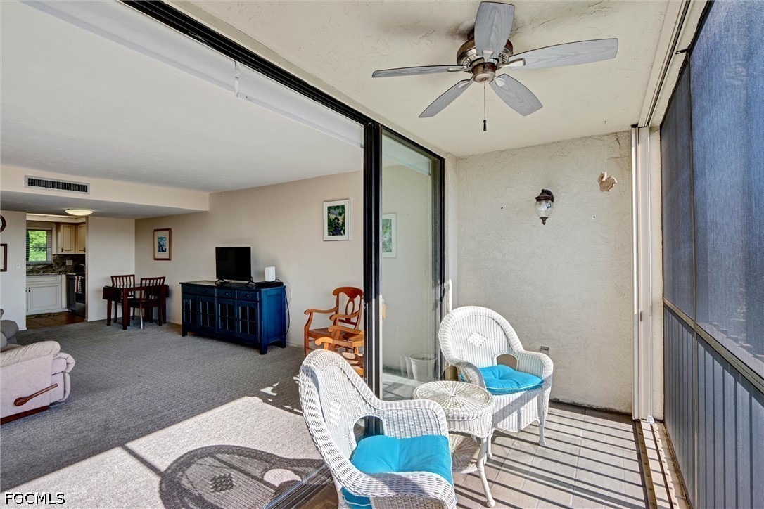 4240 Steamboat Bend 303 Property Photo 4