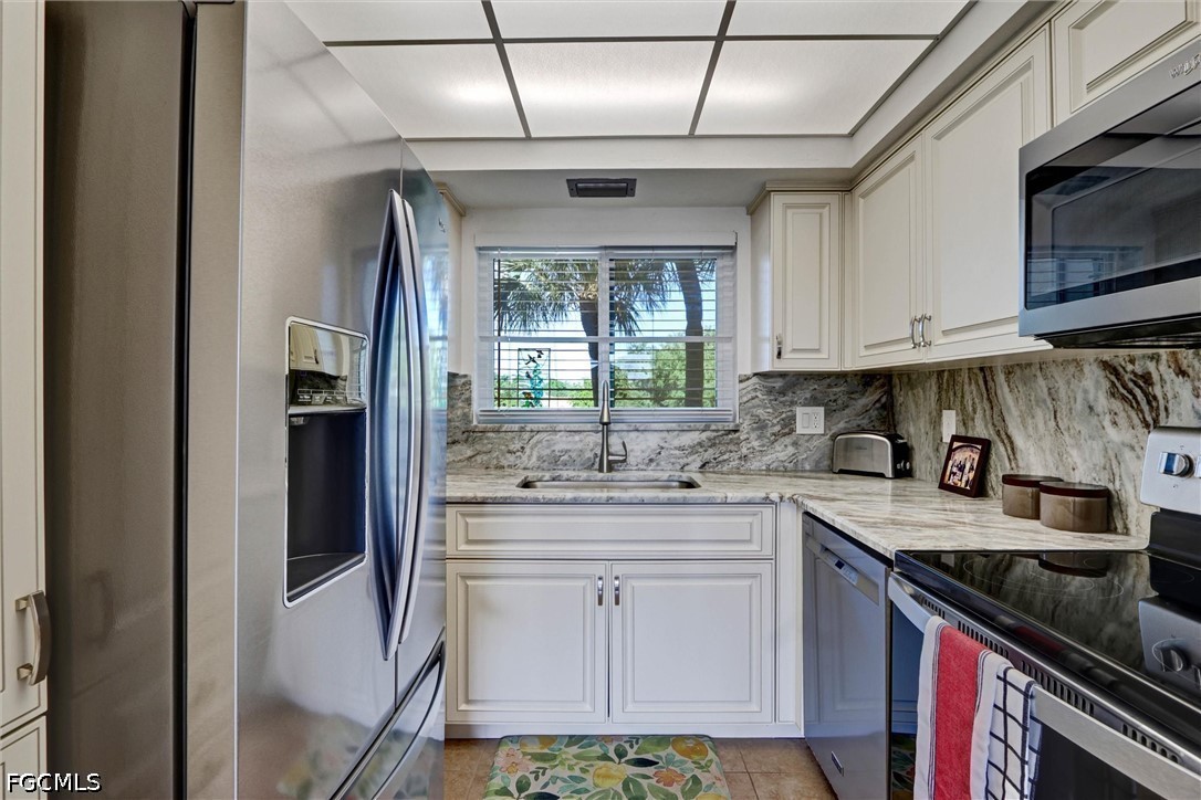 4240 Steamboat Bend 303 Property Photo 12