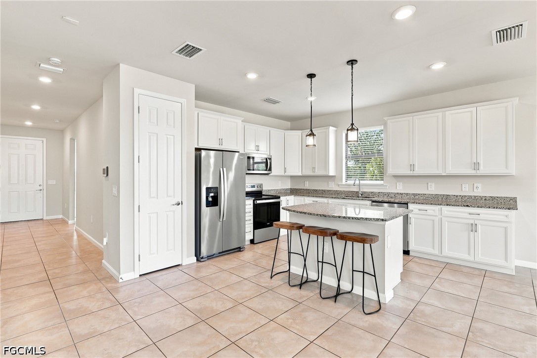 3721 E Hampton Cir Property Photo 8