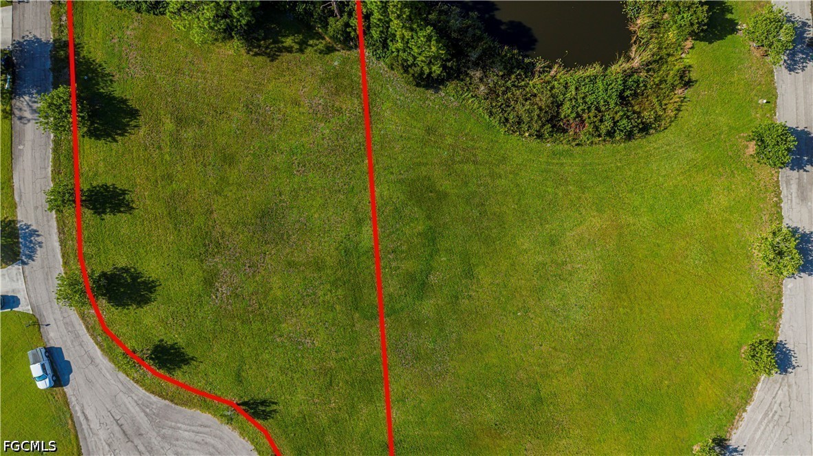 18901 Bridge Wood Ct Property Photo 5