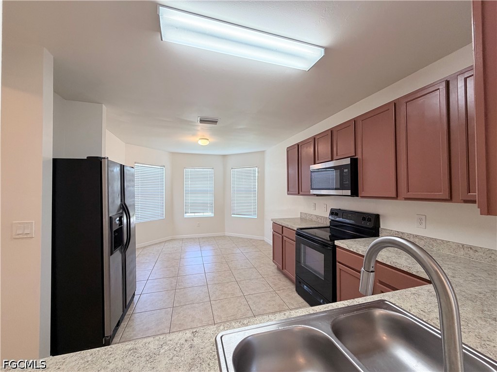 1621 Sw 10th Ave Property Photo 5